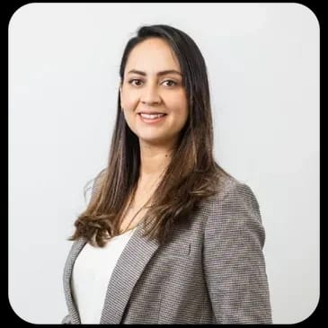 DR. ANGIE SAJARÓPULOS