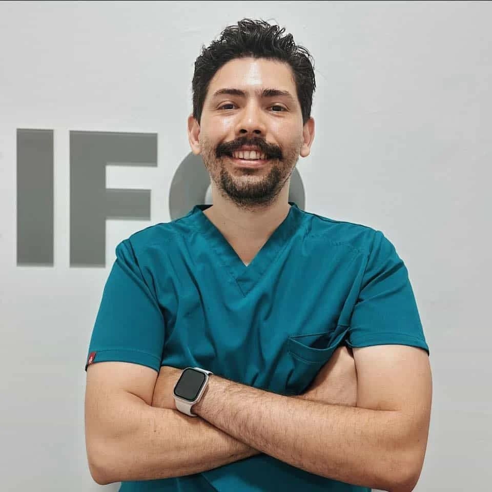 Luis Garza, MD